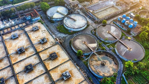 mantenimiento regular en plantas de tratamiento de aguas